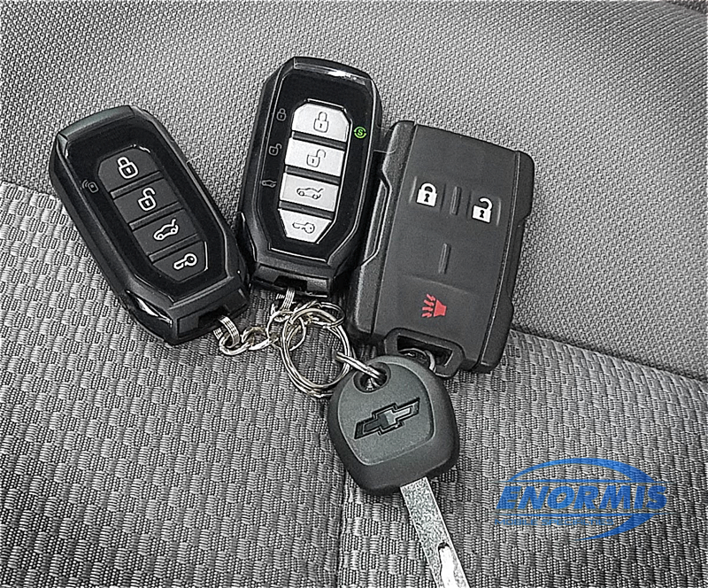 2 2015-2019 Chevy Silverado 2500 W/ Oem Electronics Remote Start Key Keyless Fob 